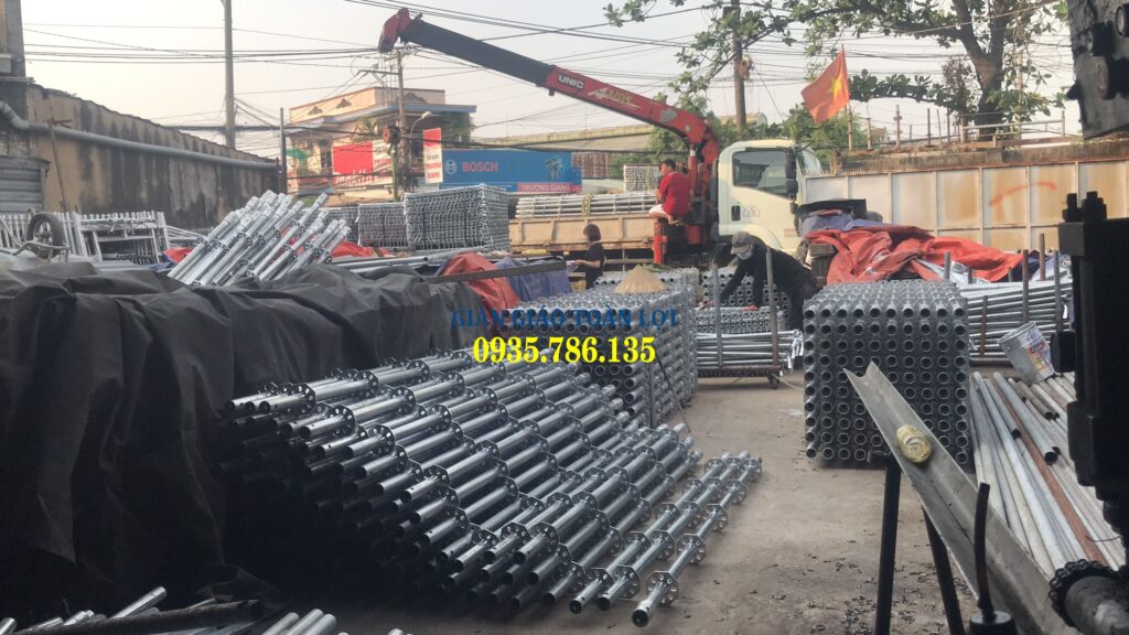 Hệ đĩa Ring lock xuát xưởng đi công trình
