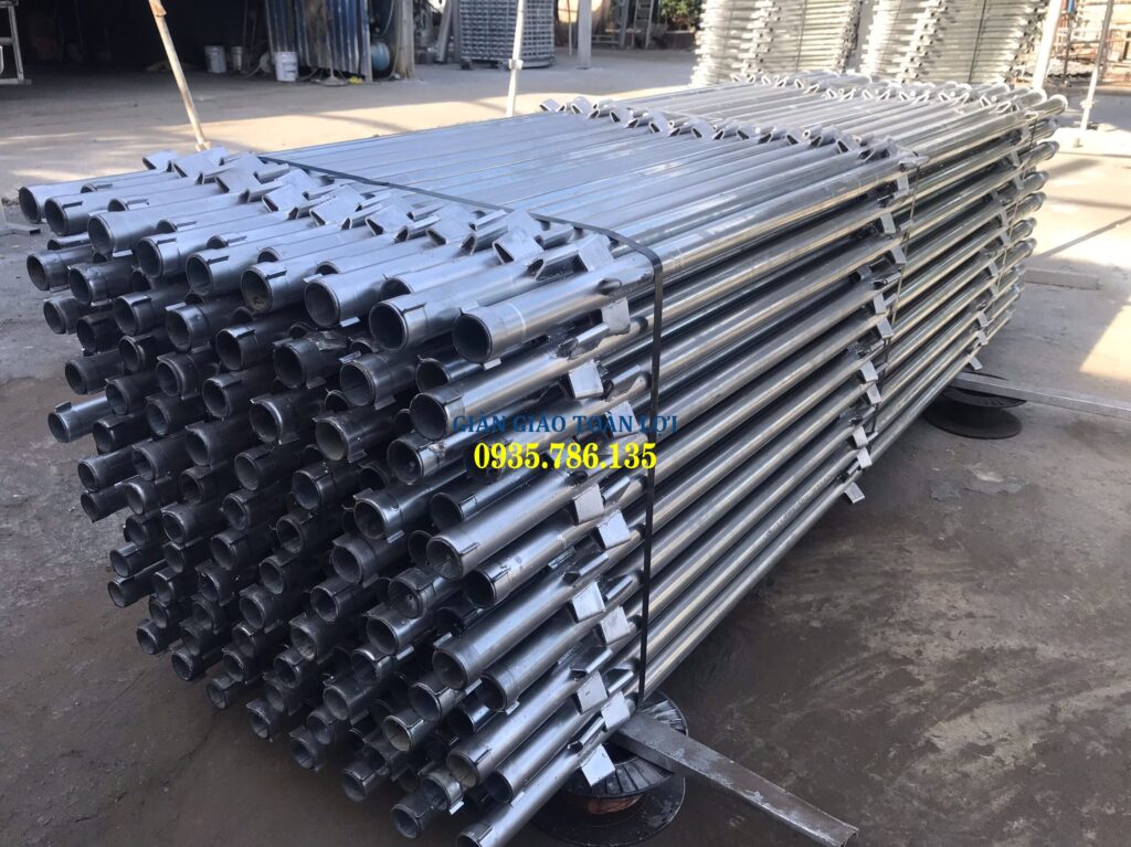 Giá bán giàn giáo nêm chống đứng