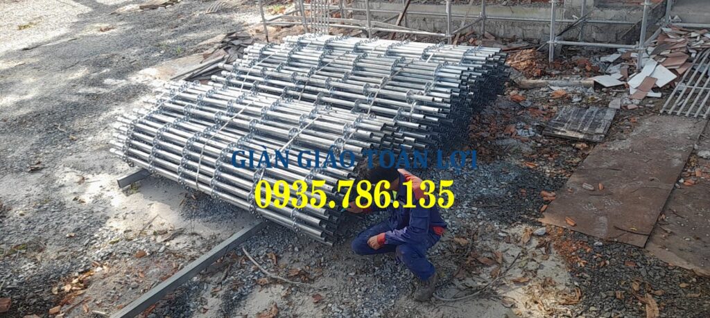 giàn giáo hay dàn giáo xây dựng