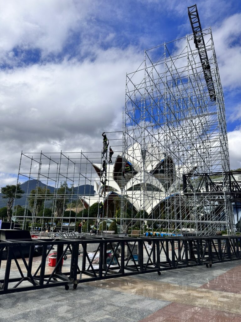 Giàn giáo Sân khấu tổ chức sự kiện Layer Truss