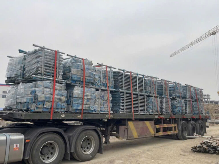 Giàn giáo thép Giáo Nêm chuyên thi công cho các sàn bê tông với các modul lắp ghép linh hoạt và giá thành hợp lý