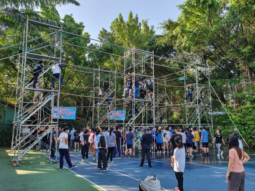 Giàn giáo sự kiện