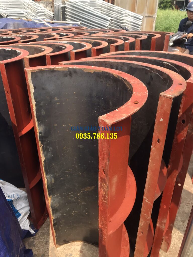 Cốp pha cột tròn 5