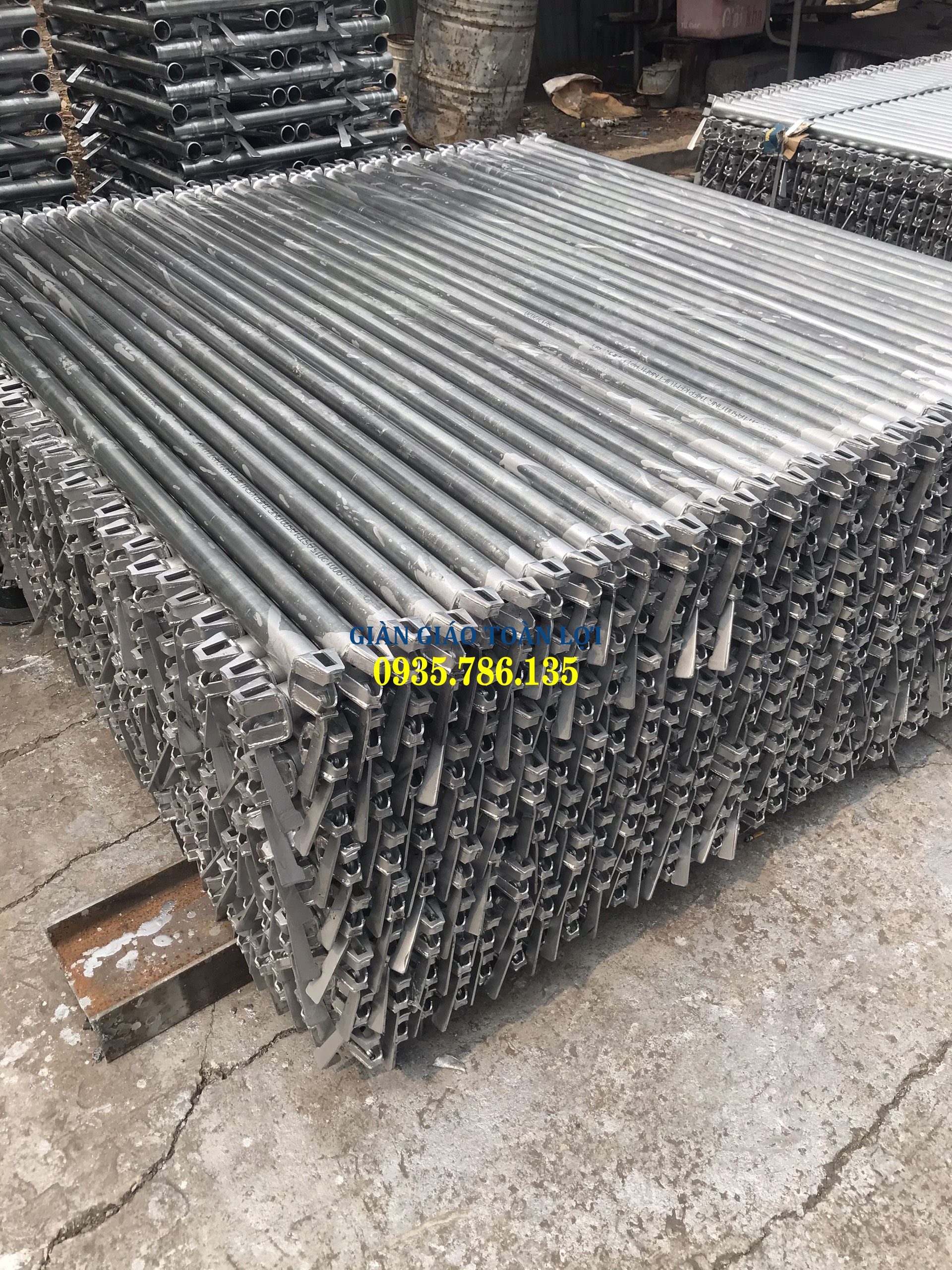 Giá giàn giáo xây dựng 3