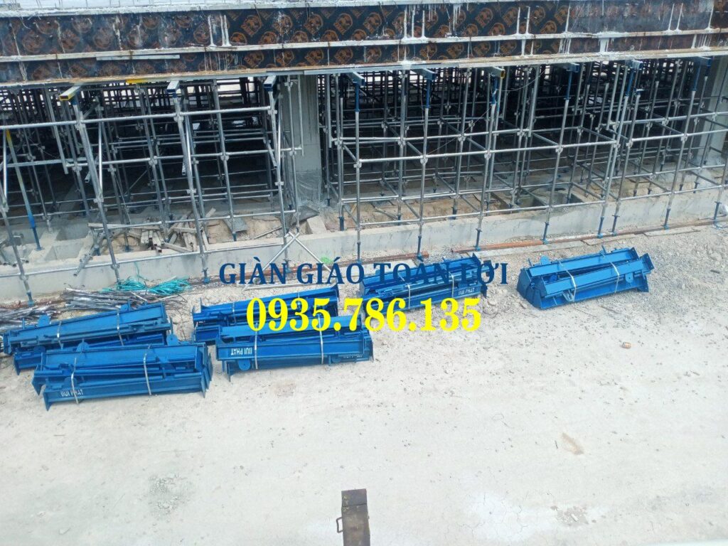 Giàn giáo Nêm chống sàn đà dầm
