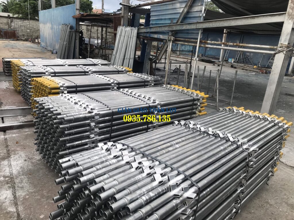 Giàn giáo xây dựng giá bao nhiêu 4