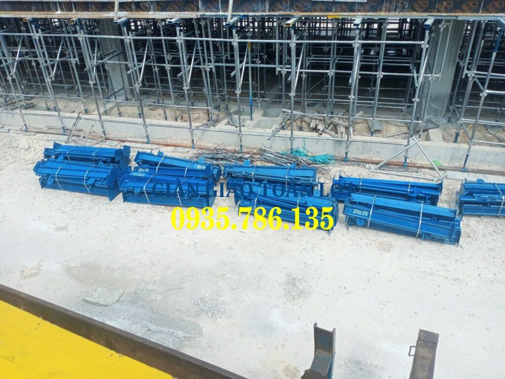 Giàn giáo xây dựng giá rẻ 2