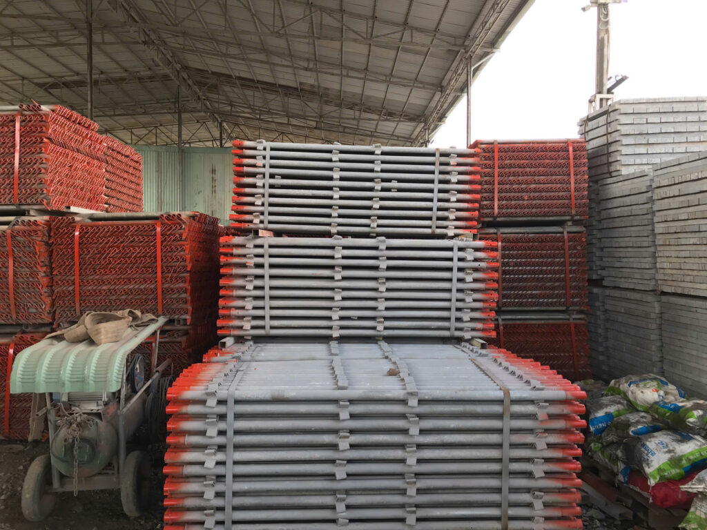 Giàn giáo xây dựng giá rẻ 3