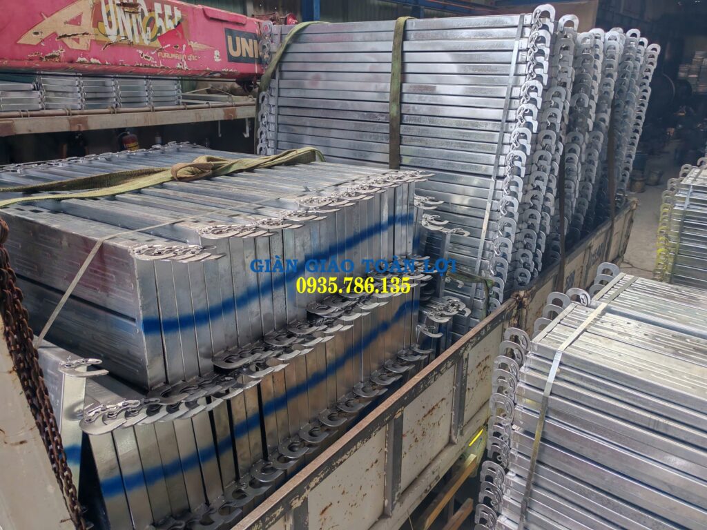 Kích thước mâm giàn giáo 1