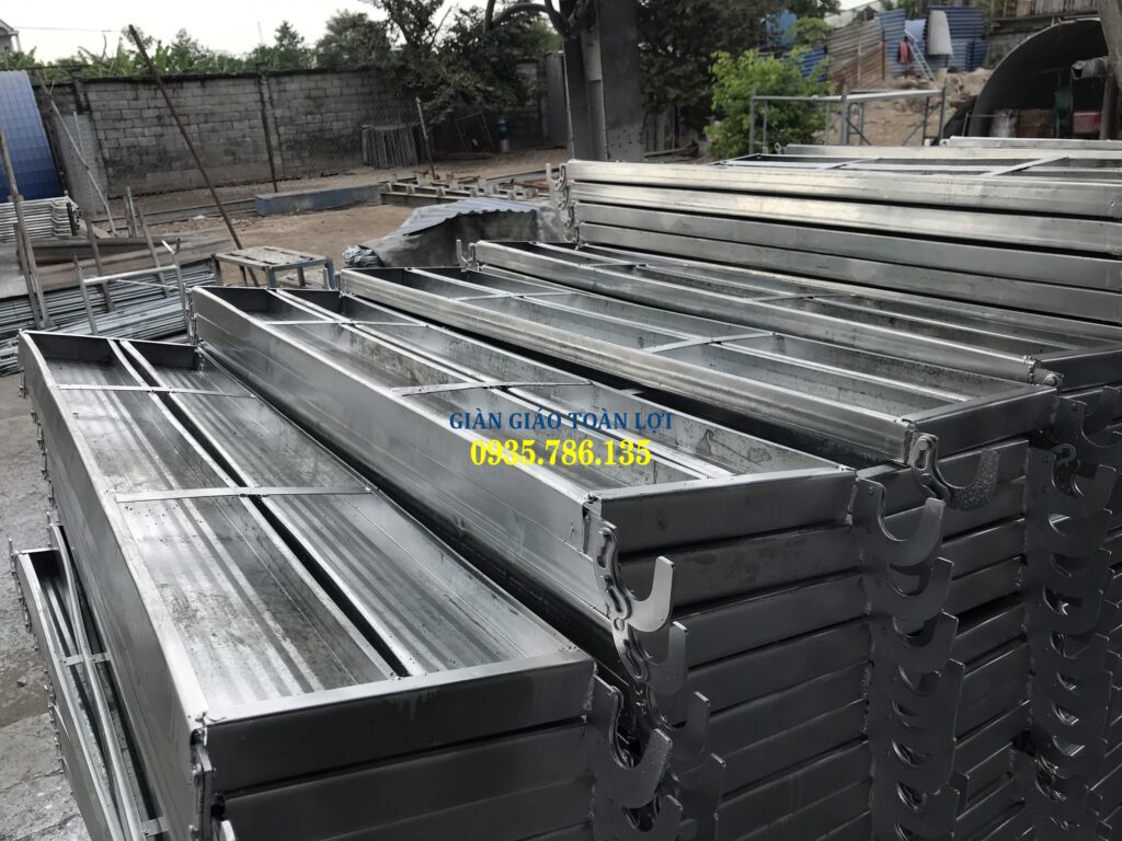 Kích thước mâm giàn giáo 2