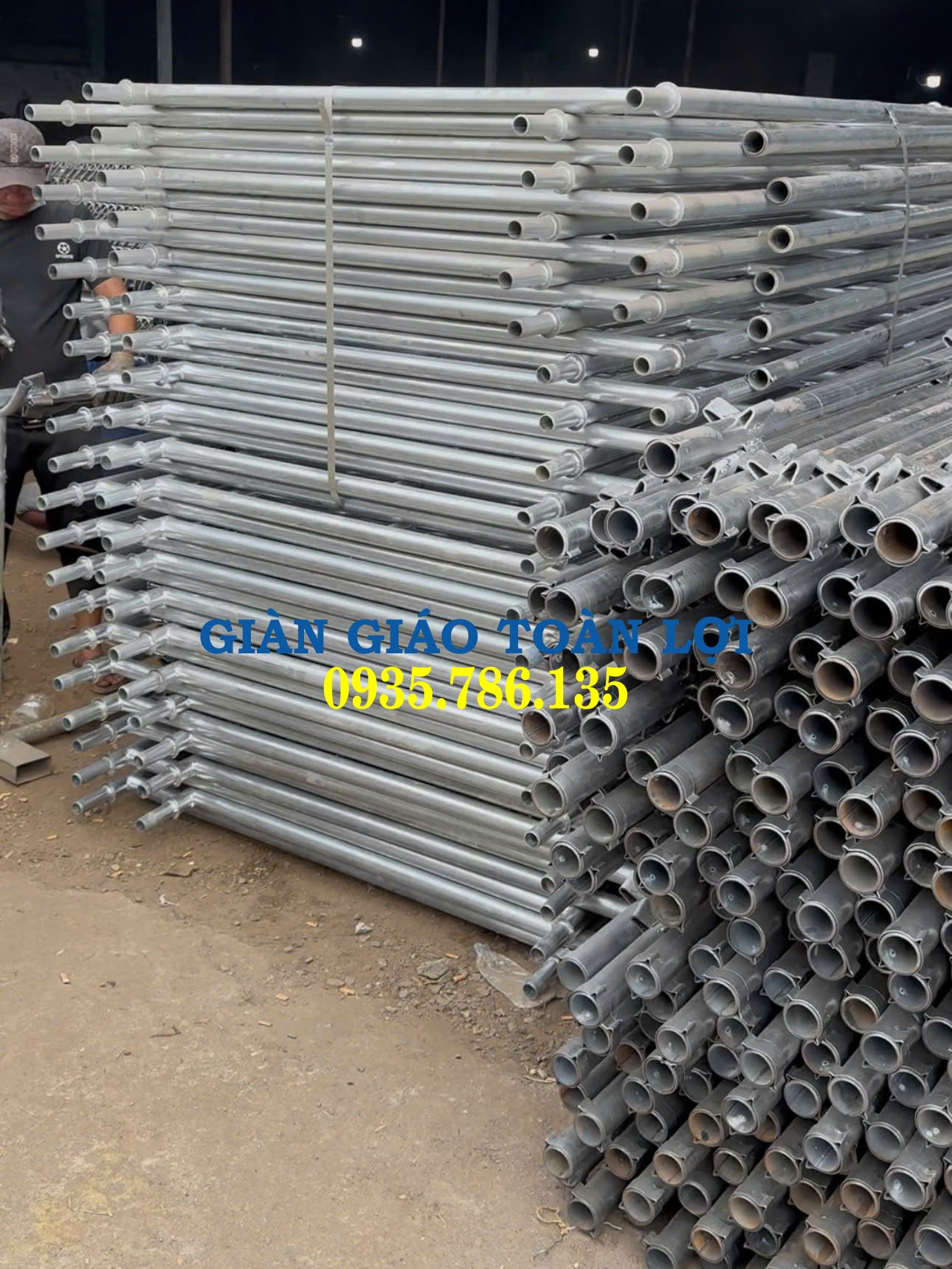 Lắp đặt dàn giáo nêm cho công trình