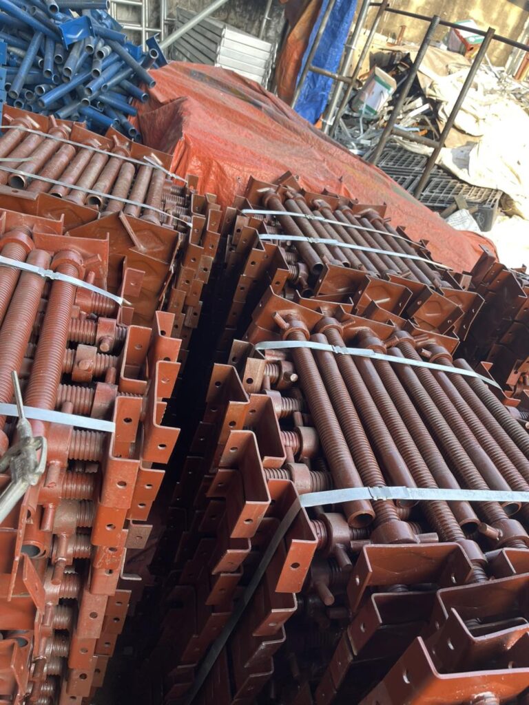 Kích tăng giàn giáo Chân Kích D34 D38 500 600mm