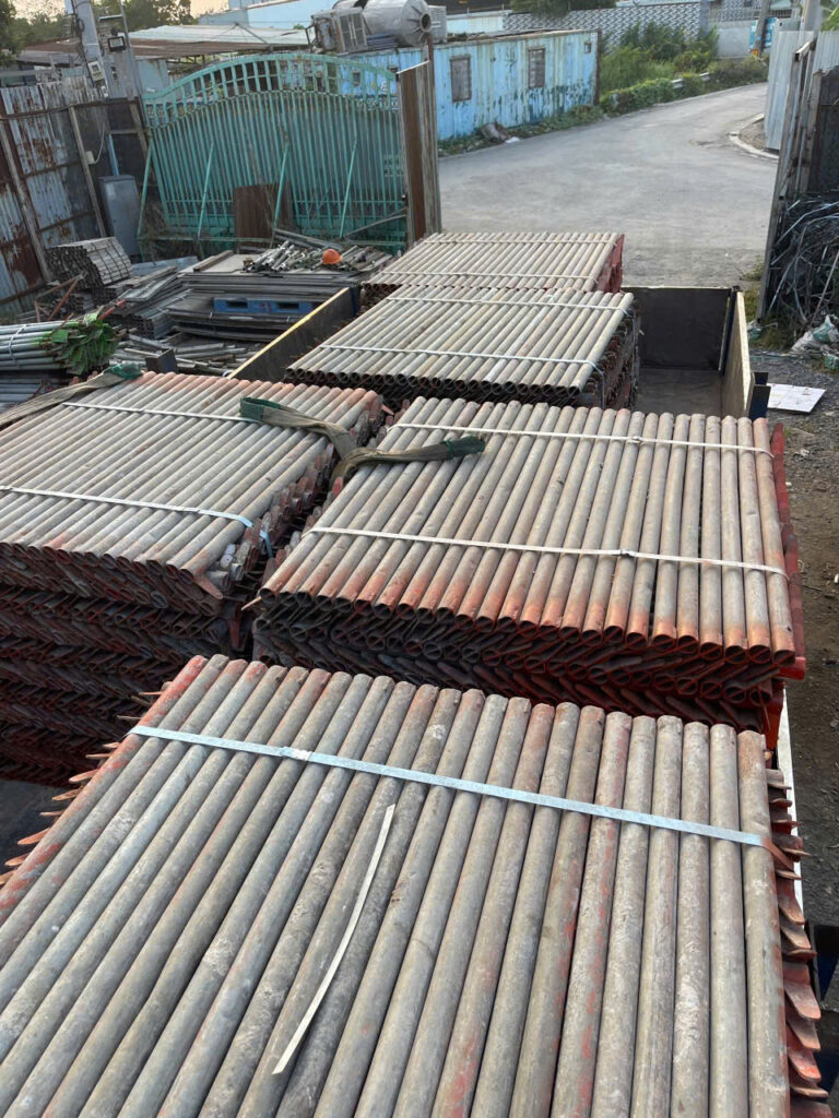 Mua giàn giáo cũ kẽm cũ thanh lý