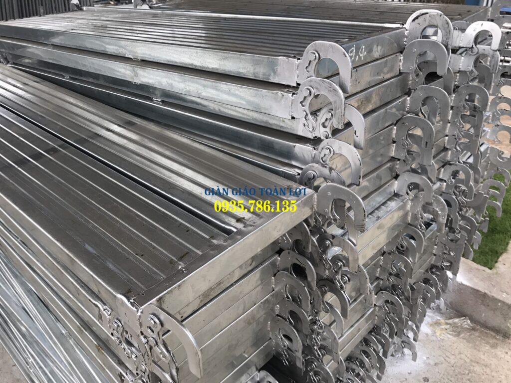 giá giàn giáo mạ kẽm mâm giàn giáo