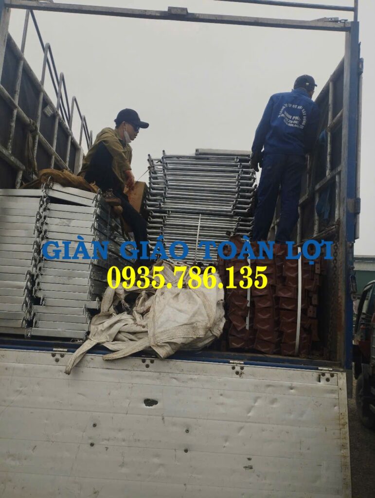 Cung cấp giàn giáo cây chống kích tăng cho công trình Đồng Nai